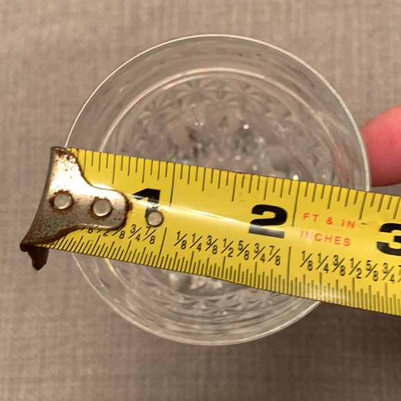 Set of 5 Crystal Cut Glass Liquor Glasses In Excellent Condition - Picture 7 of 10